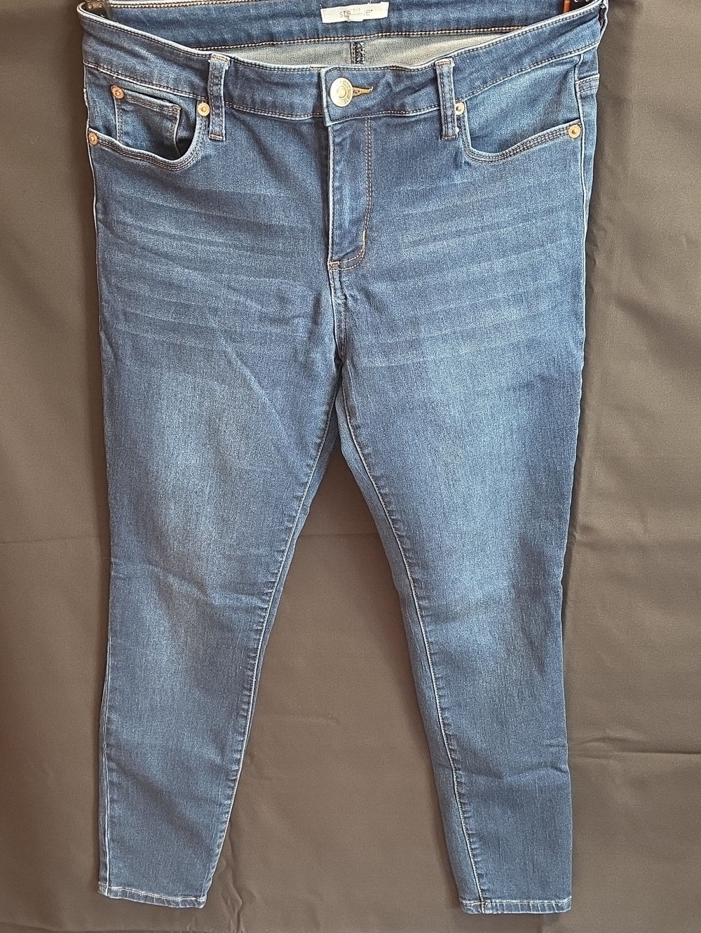 STS Blue Women's Skinny Jeans in Denim Blue Size 30